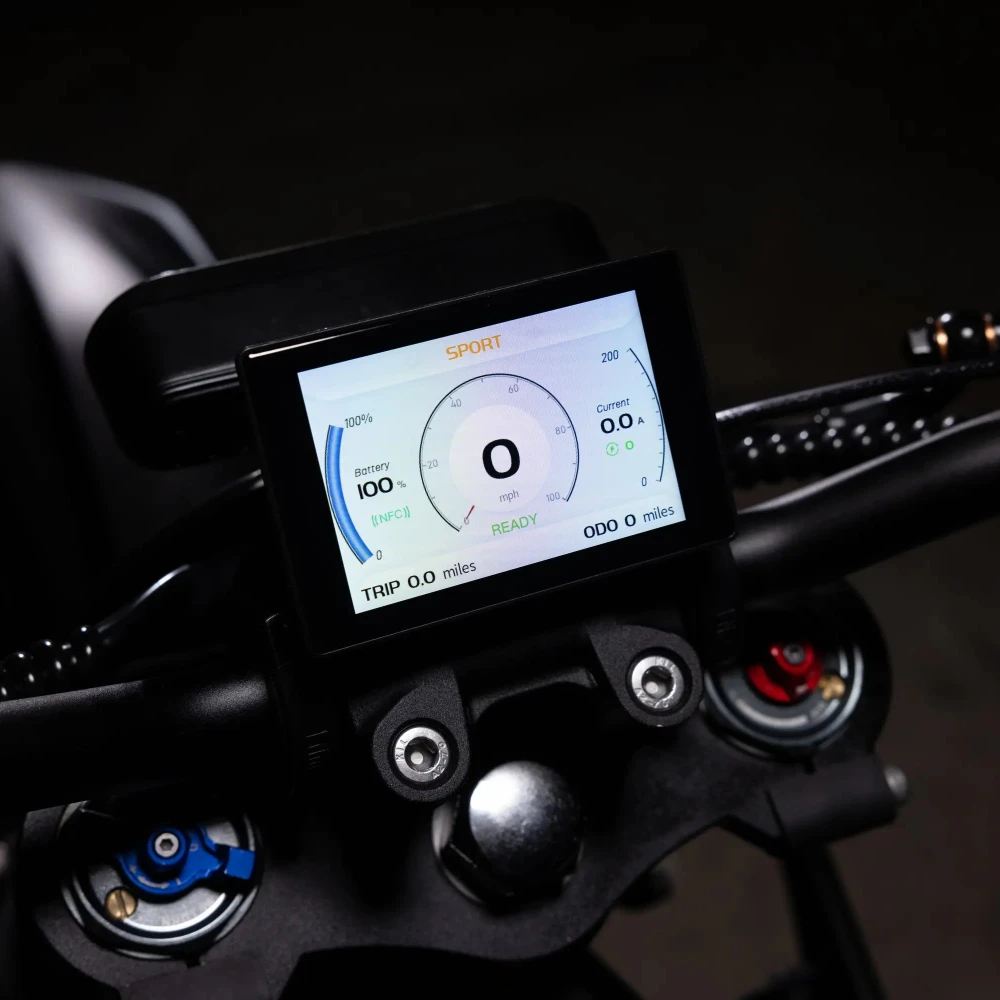 Altis_Sigma_-_electric_dirtbike_Display.webp