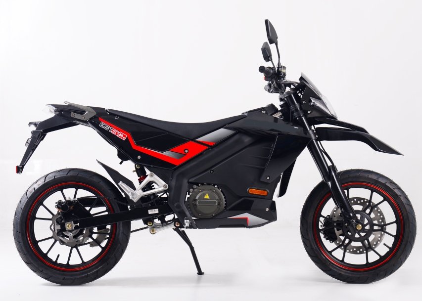 Kollter-ES1-S-Pro-Electric-Motorcycle-on-Maui-1.jpg
