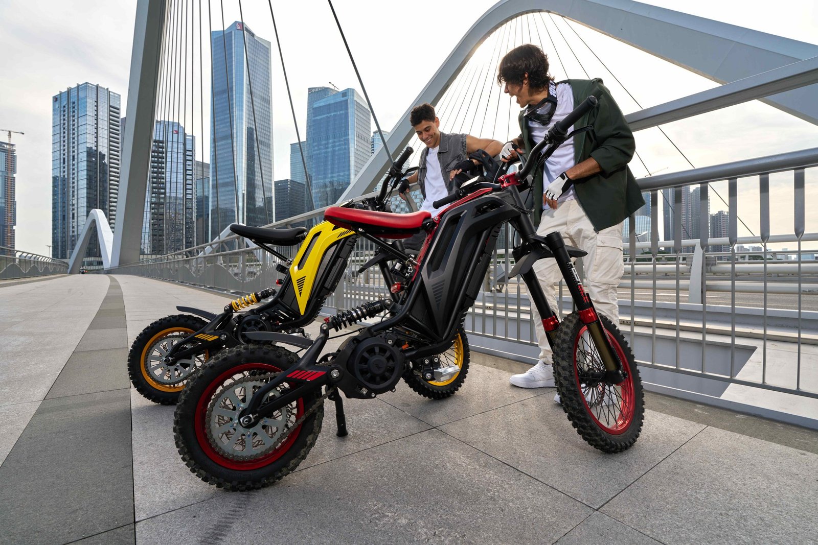 Titan-One-Sport-two-colors-scaled-1.jpg